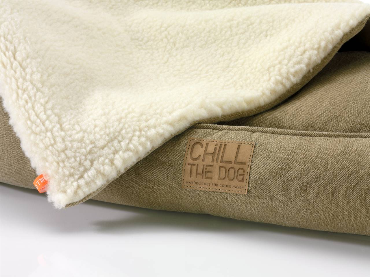 Hundedecke für unterwegs aus Bio-Hanf und Schafwolle. Waschbar, geruchsbindend und antiallergen