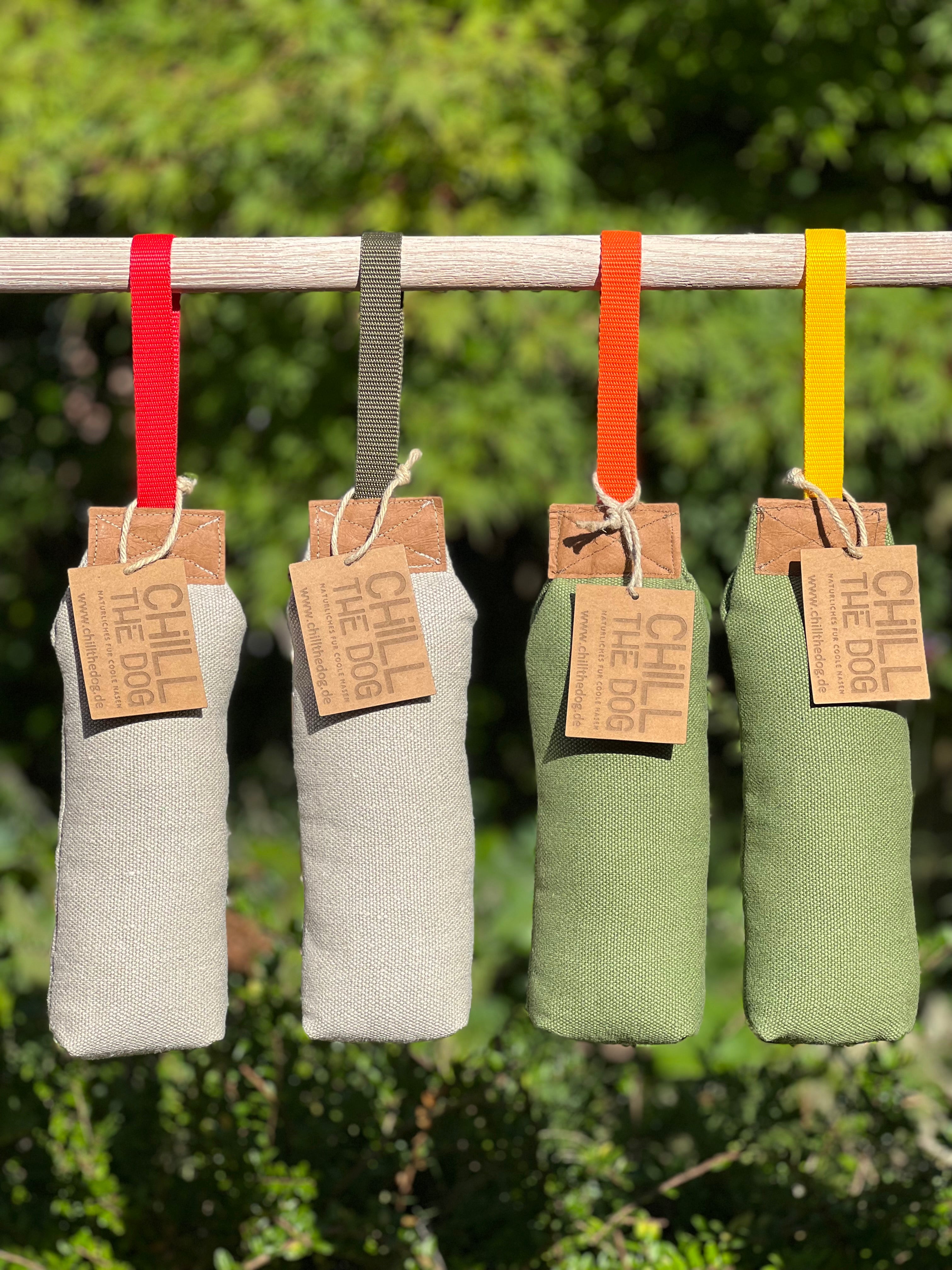 4 Stück Apportierdummy in verschiedenen Farben, Dummy Hund, Bringsel aus 100 % Bio-Hanf gefüllt mit Schafwolle, natürlich und nachhaltig.