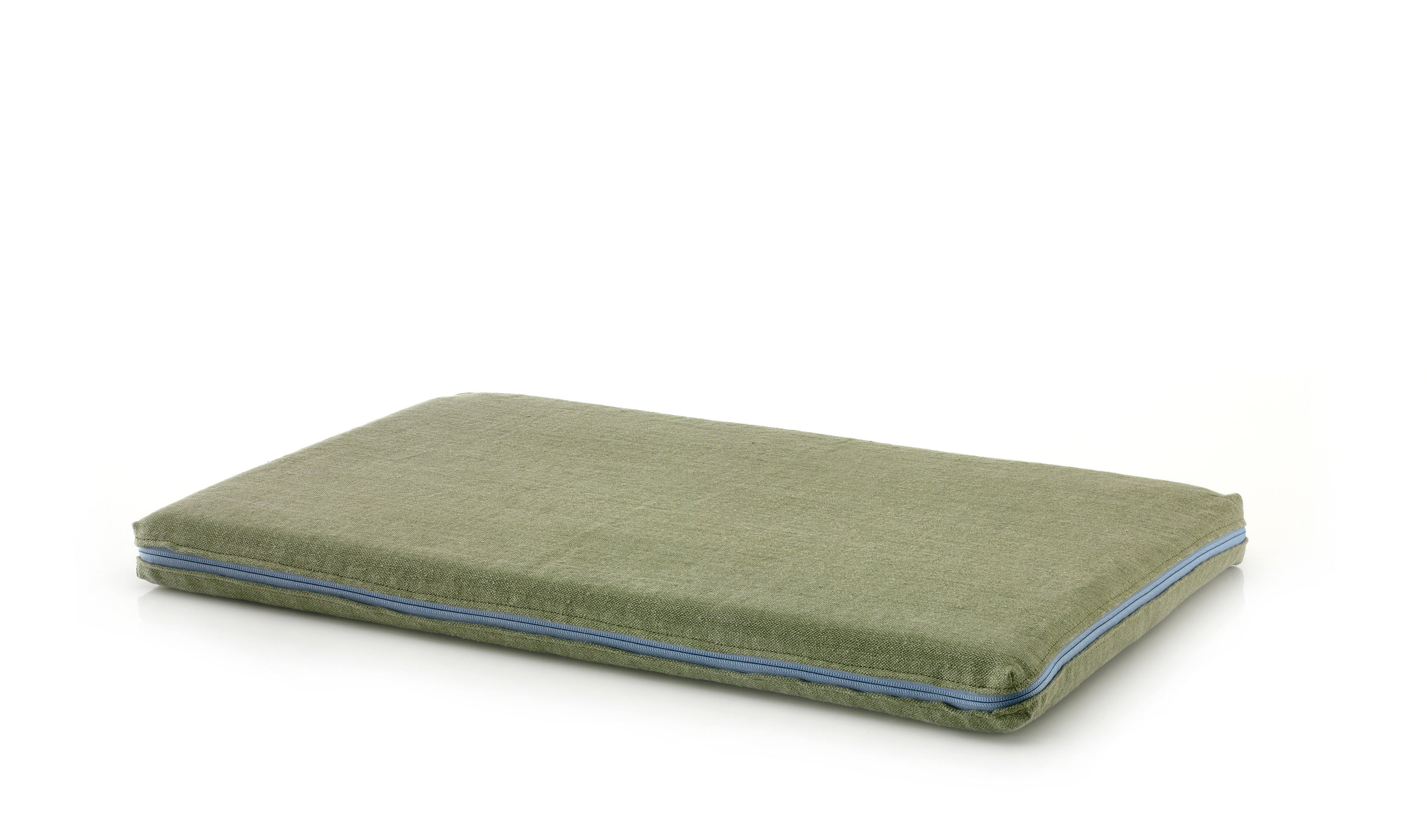 Hundebett Maßanfertigung | Bio-Hanf Bezug geruchsbindend